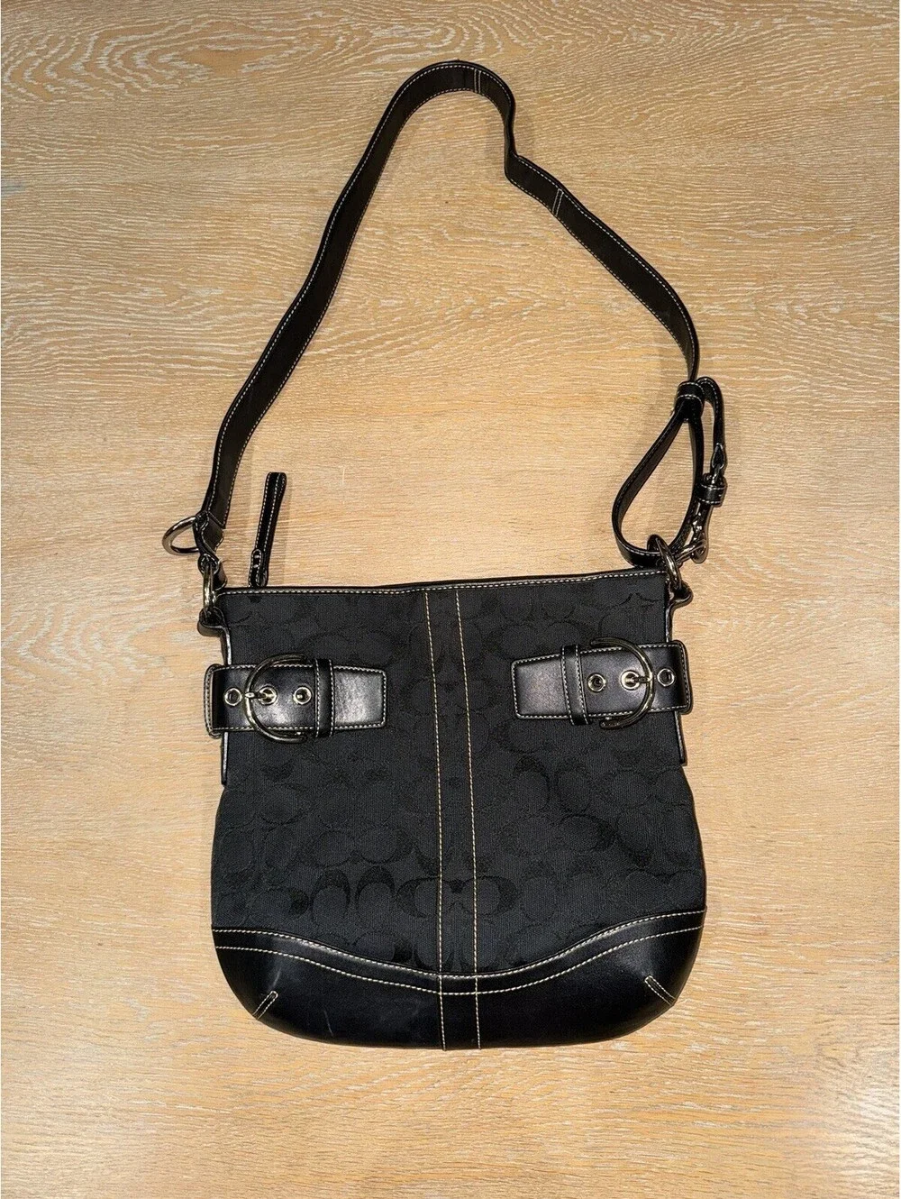 Vintage Coach Soho Signature Canvas Buckle Duffle Bag 3574 Black Jacquard